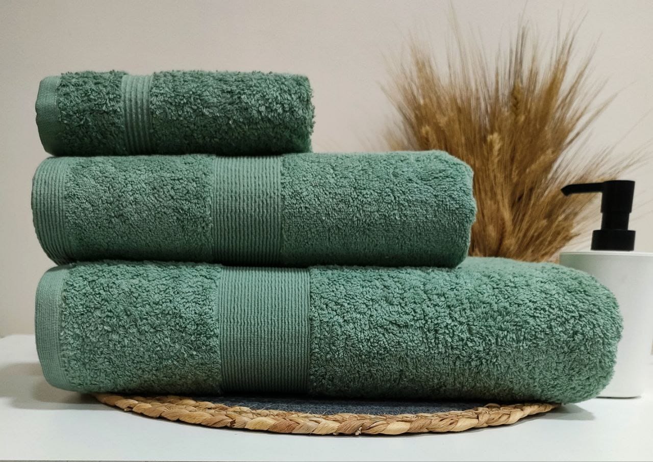 مجموعة من 3 مناشف