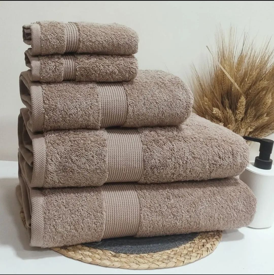 Set of 5 towels